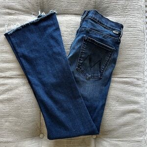 MOTHER The Runaway Step Fray Dark Blue Denim Jeans